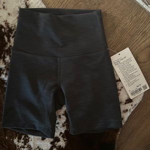 Lululemon biker short